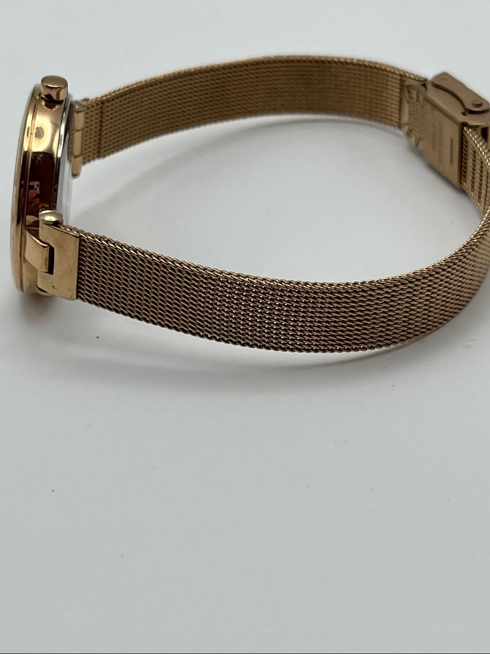 Kenneth Cole Women's Gold Mesh Bracelet Watch with White Dial